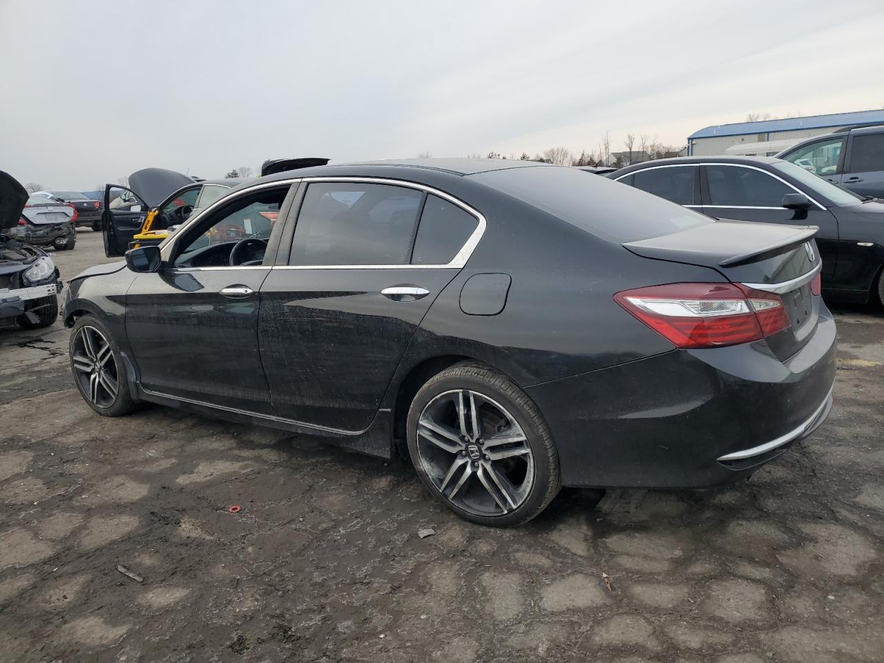 2017 Honda Accord - Image 2