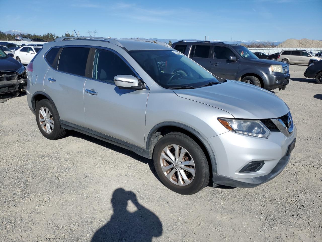2016 Nissan Rogue - Image 4
