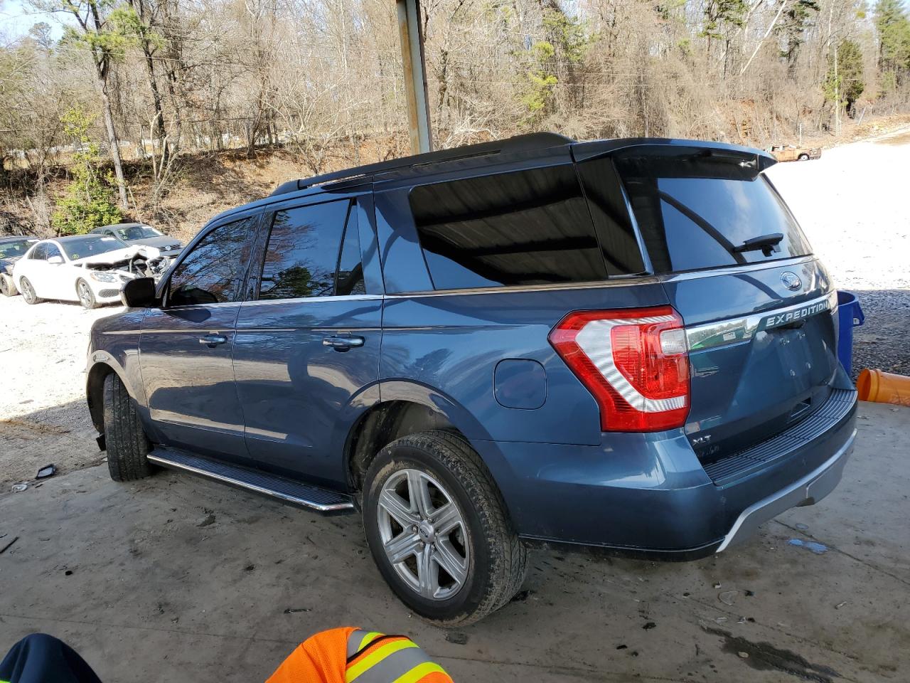 2019 Ford Expedition - Image 2