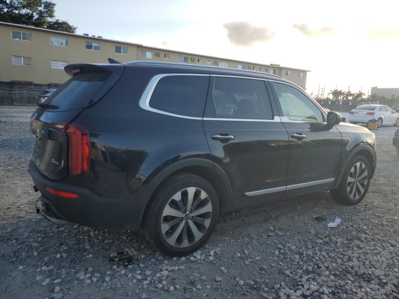 2020 Kia Telluride - Image 3