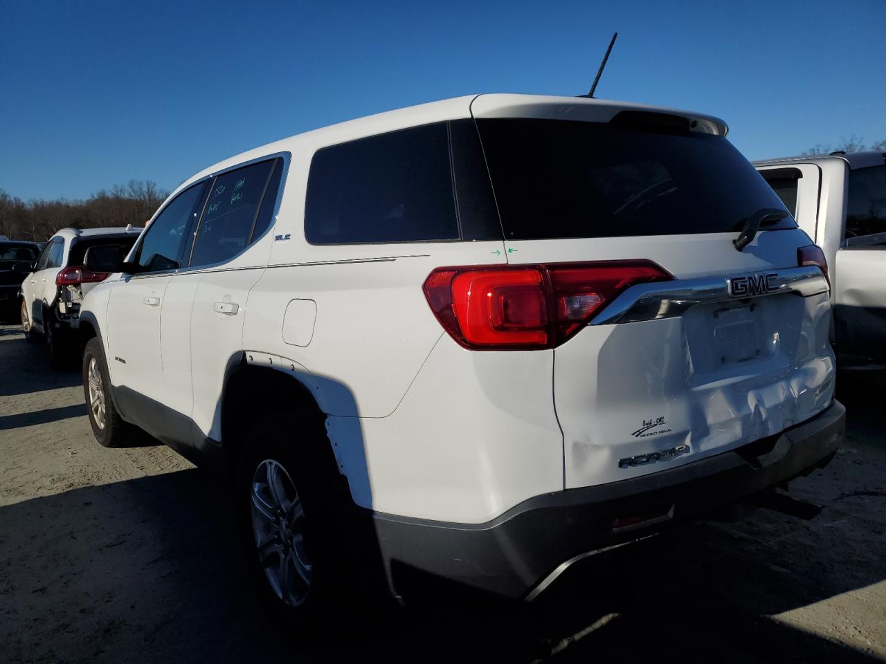 2018 GMC Acadia - Image 2