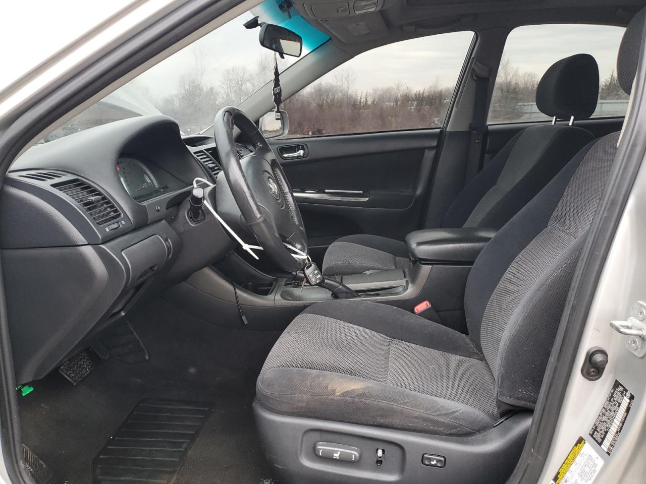2004 Toyota Camry - Image 7