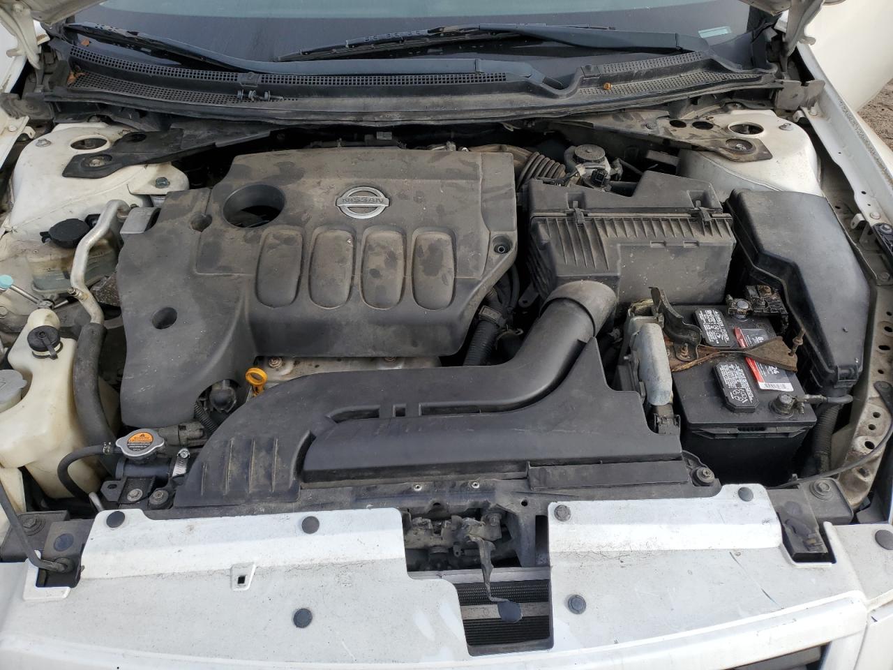 2009 Nissan Altima - Image 11