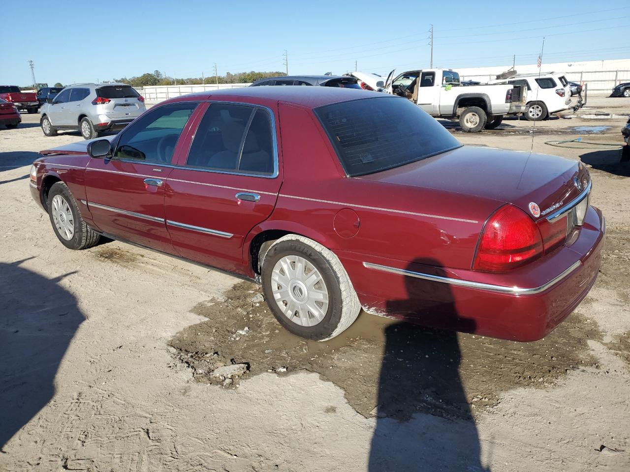 2005 Mercury Grand Marquis - Image 2