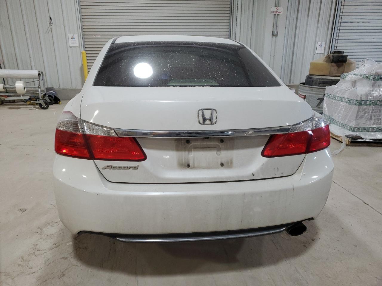 2015 Honda Accord - Image 6