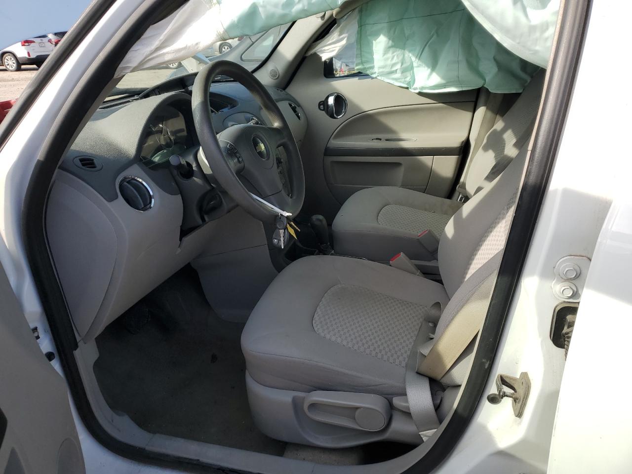 2009 Chevrolet HHR - Image 7