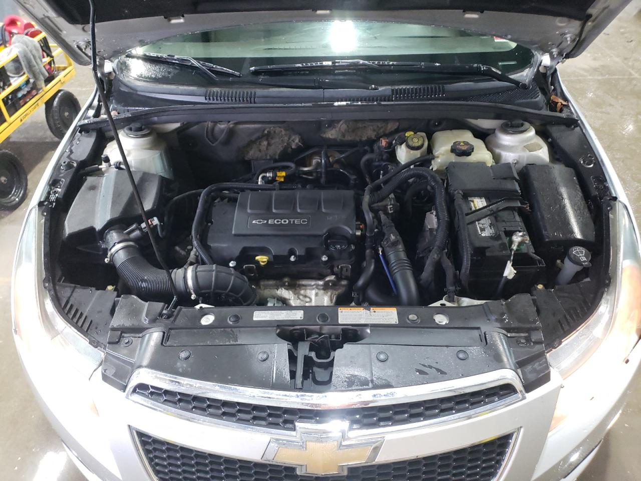 2012 Chevrolet Cruze - Image 11