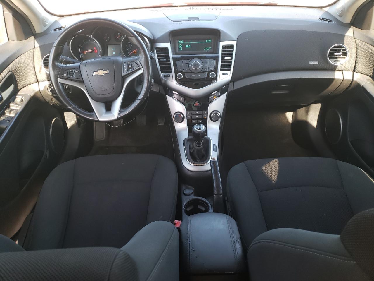2011 Chevrolet Cruze - Image 8
