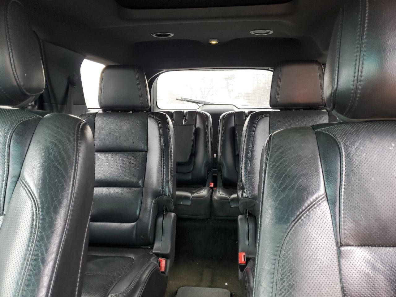 2013 Ford Explorer - Image 10