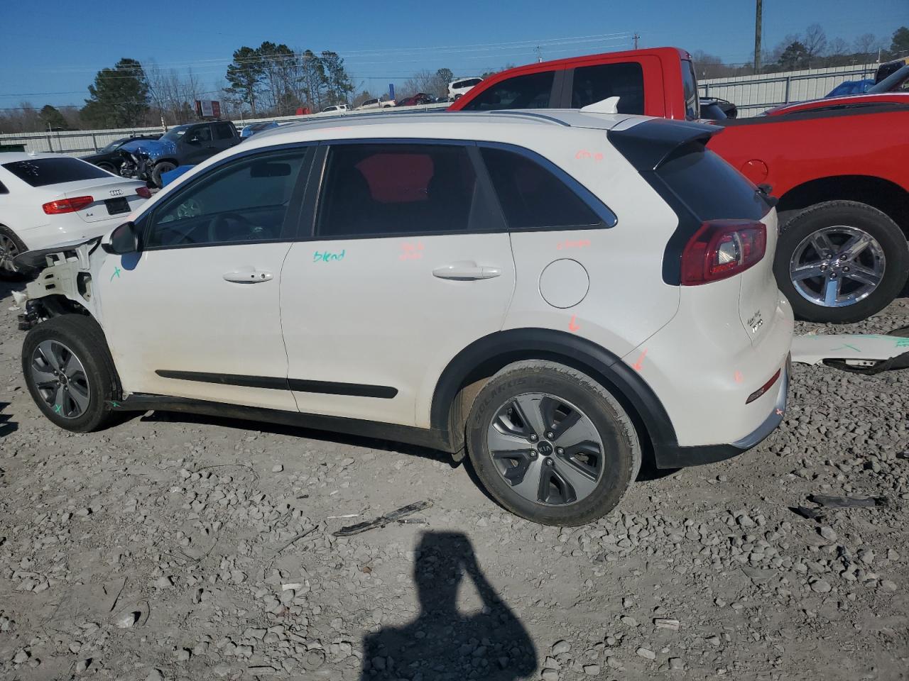 2019 Kia Niro - Image 2