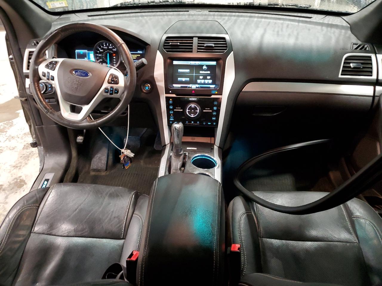 2013 Ford Explorer - Image 8