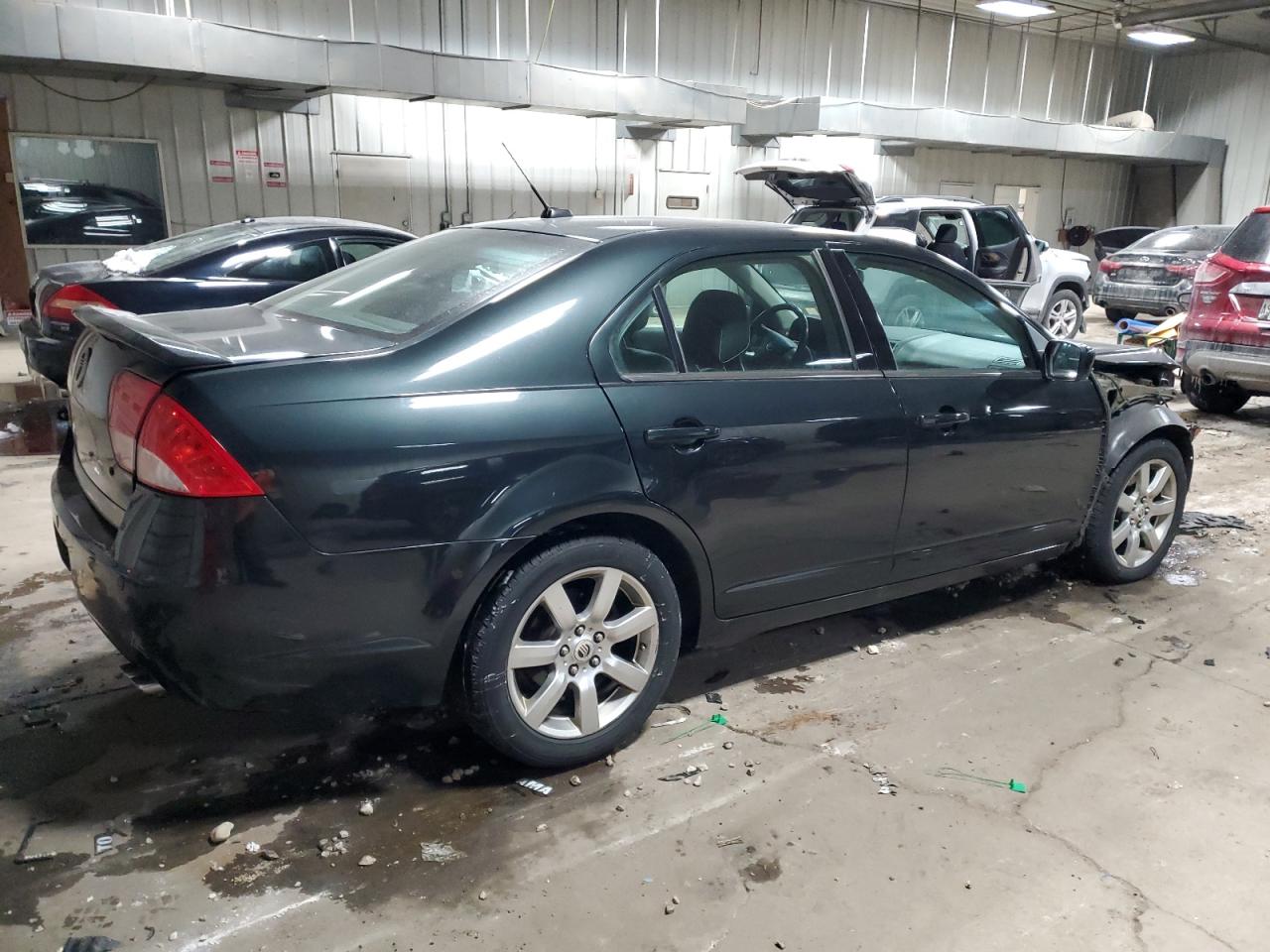 2010 Mercury Milan - Image 3