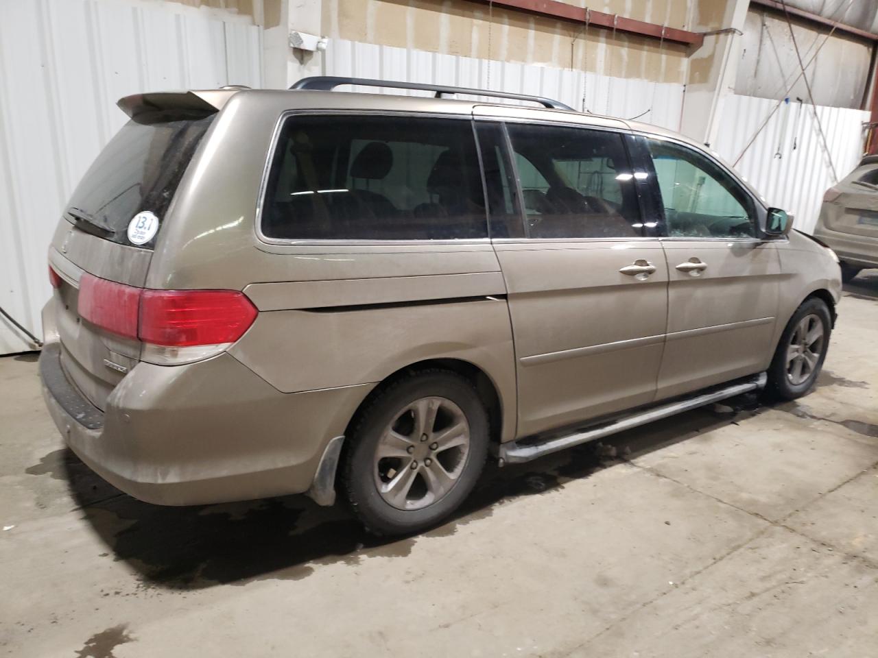 2010 Honda Odyssey - Image 3