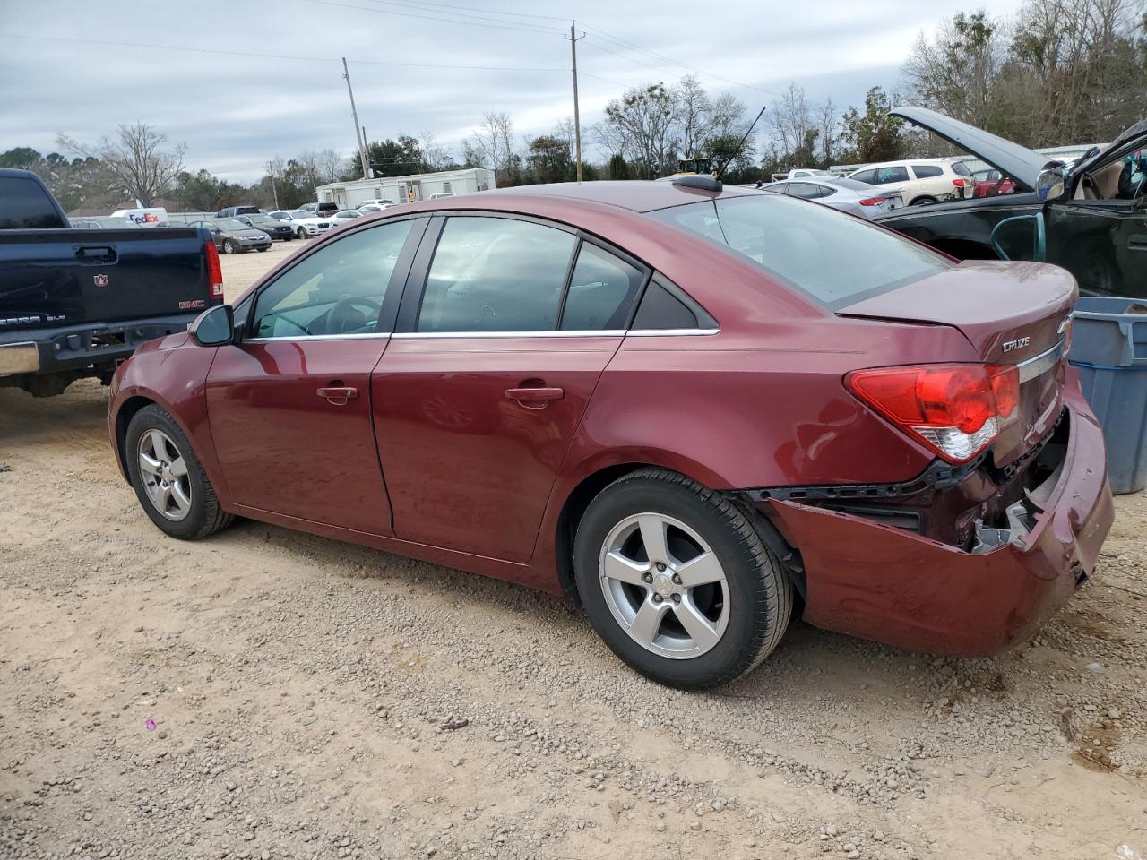 2015 Chevrolet Cruze - Image 2