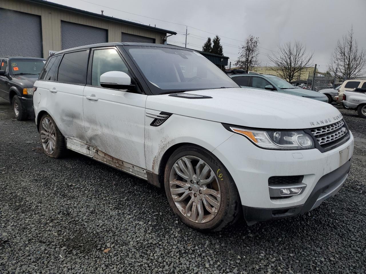 2017 Land Rover Range Rover - Image 4