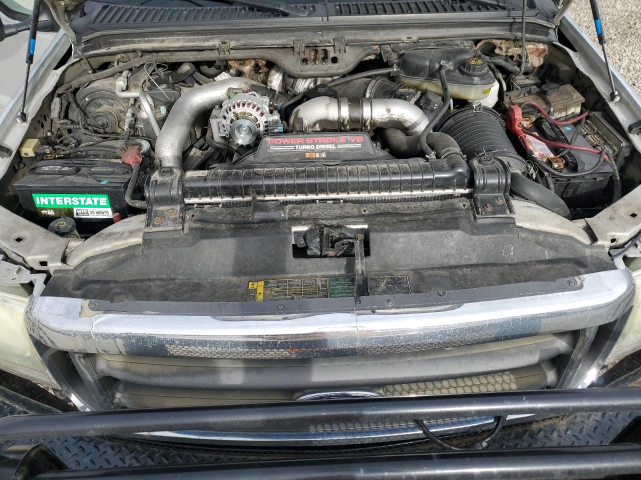 2003 Ford F350 - Image 13