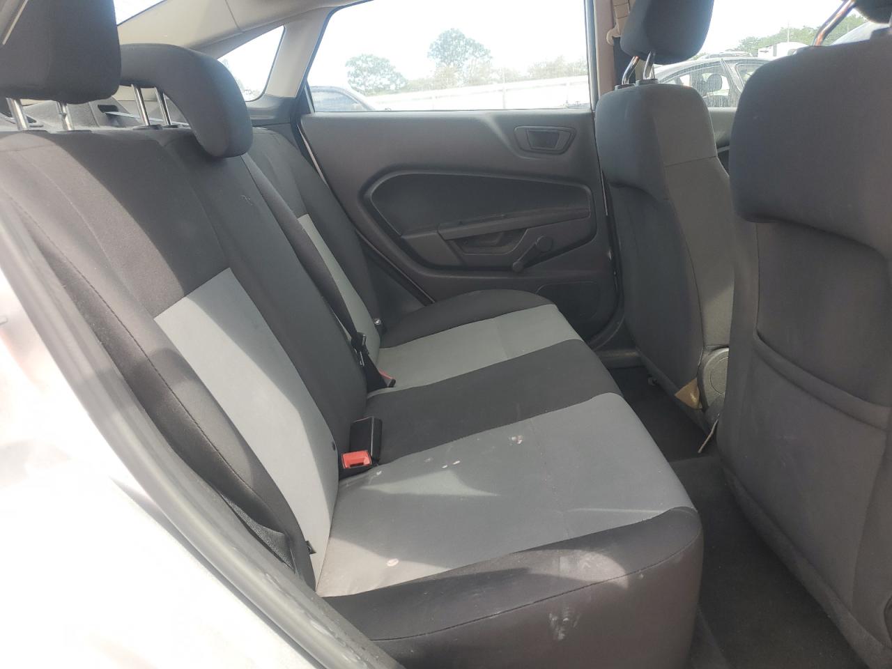 2018 Ford Fiesta - Image 10