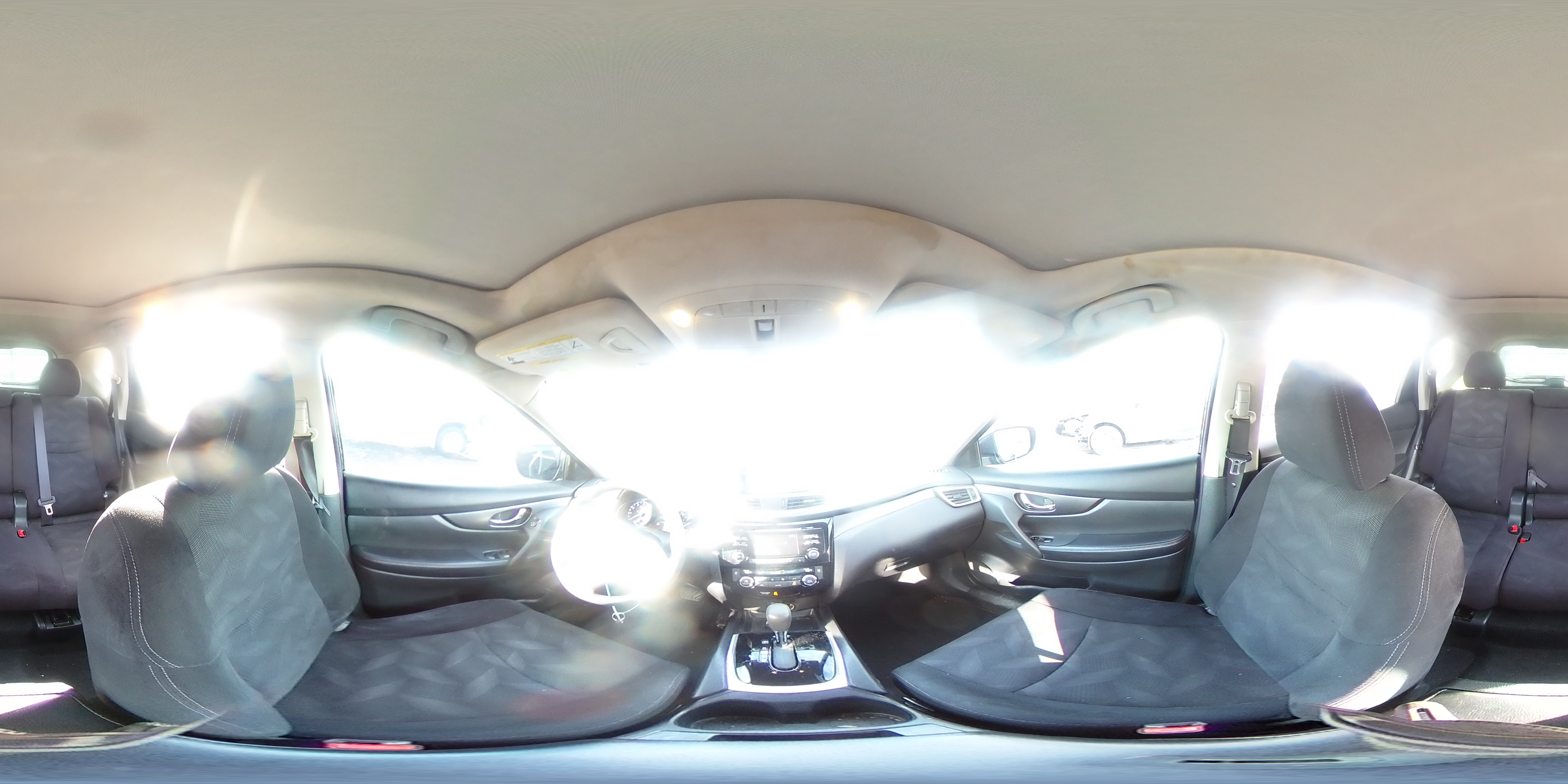 2016 Nissan Rogue - Image 13