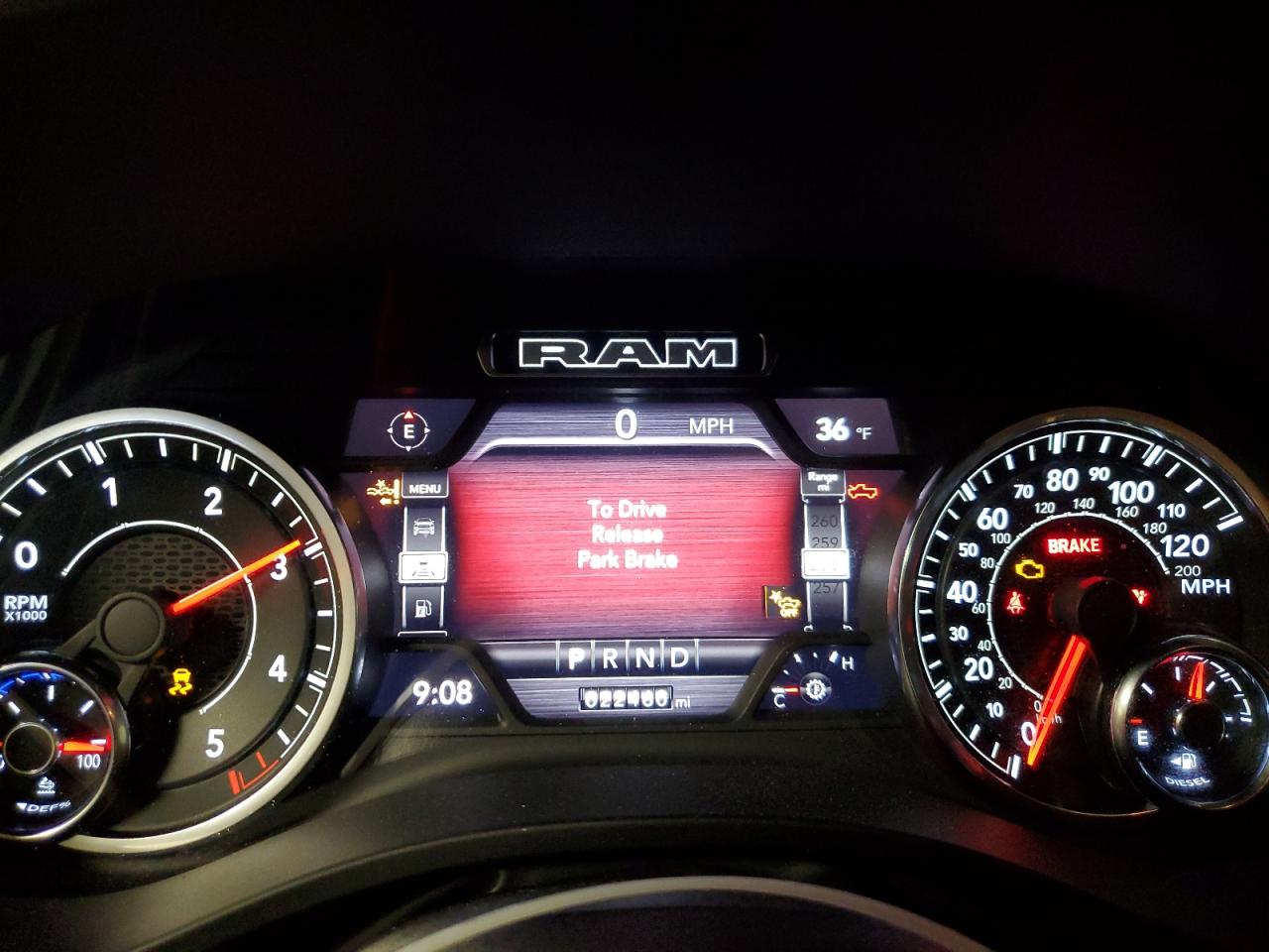 2022 RAM 1500 - Image 9