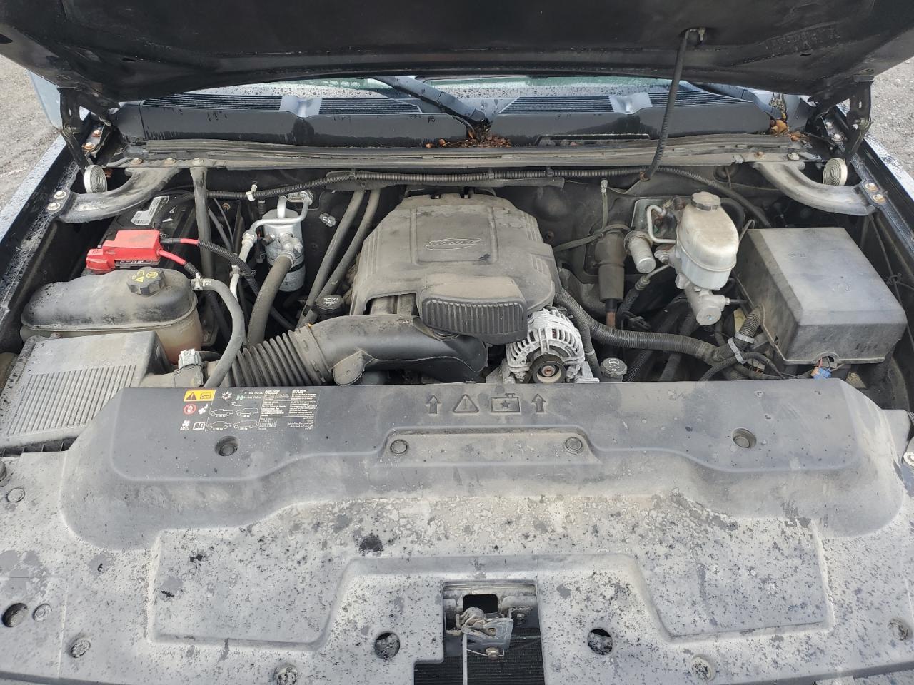 2011 Chevrolet Silverado - Image 13