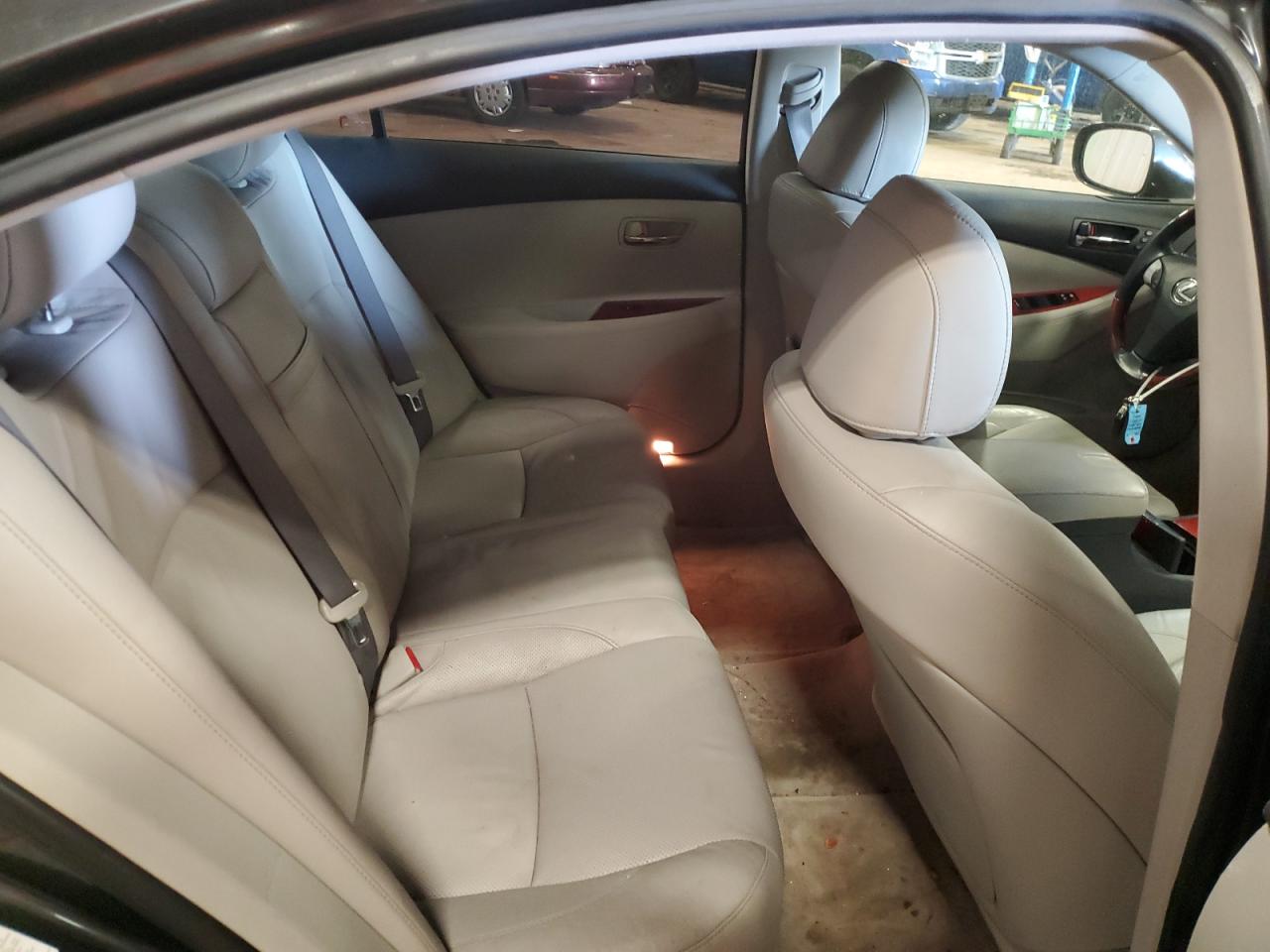 2008 Lexus ES - Image 11
