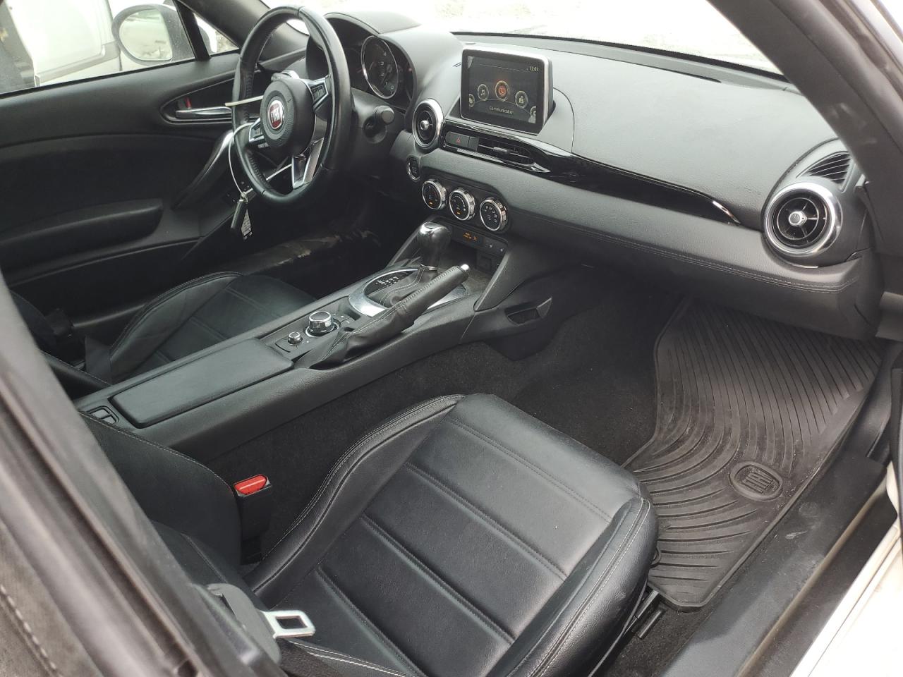 2020 Fiat 124 Spider - Image 8