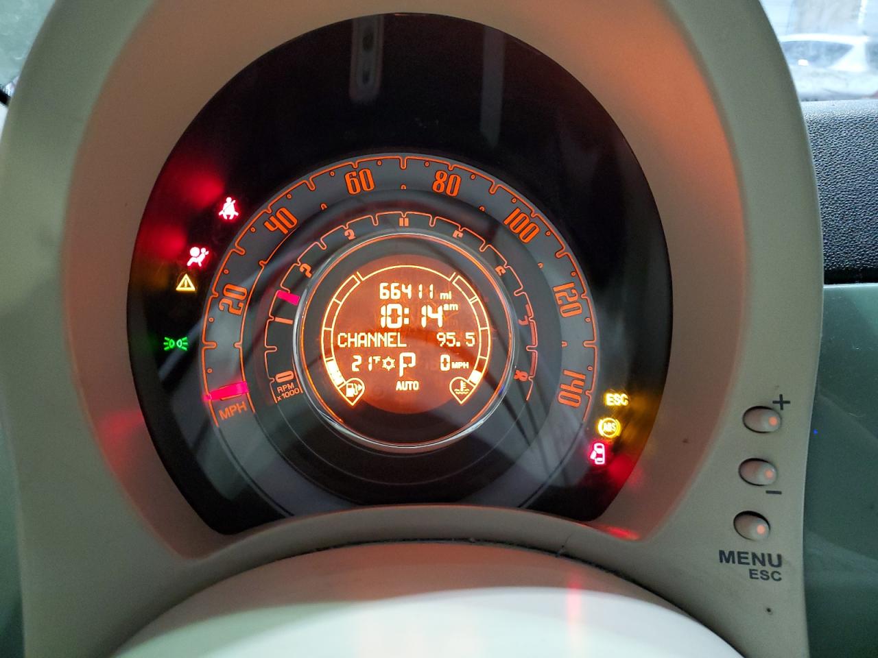 2012 Fiat 500 - Image 9