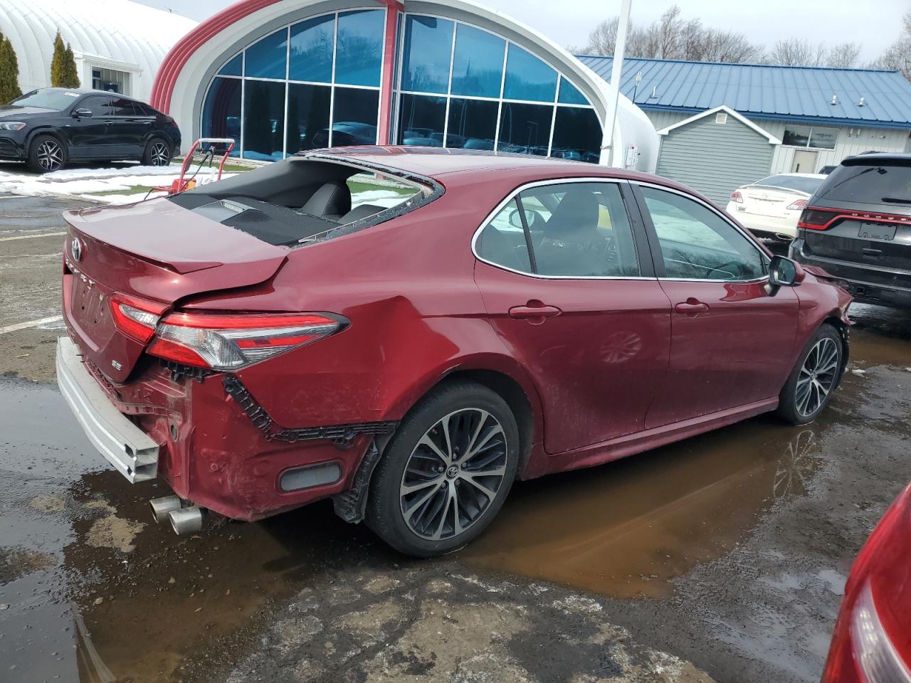 2018 Toyota Camry - Image 3