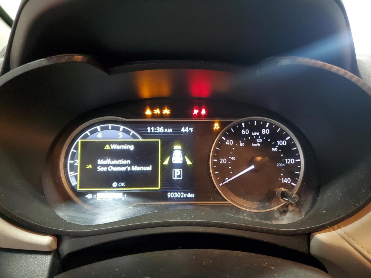 2021 Nissan Versa - Image 9