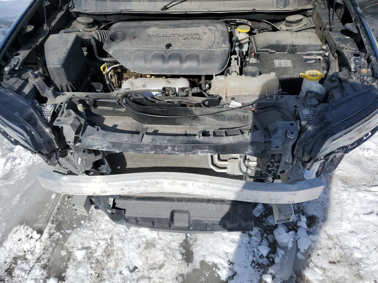 2019 Jeep Grand Cherokee - Image 12