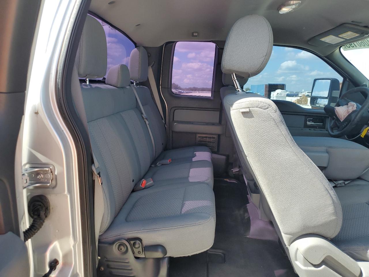 2013 Ford F-150 - Image 10