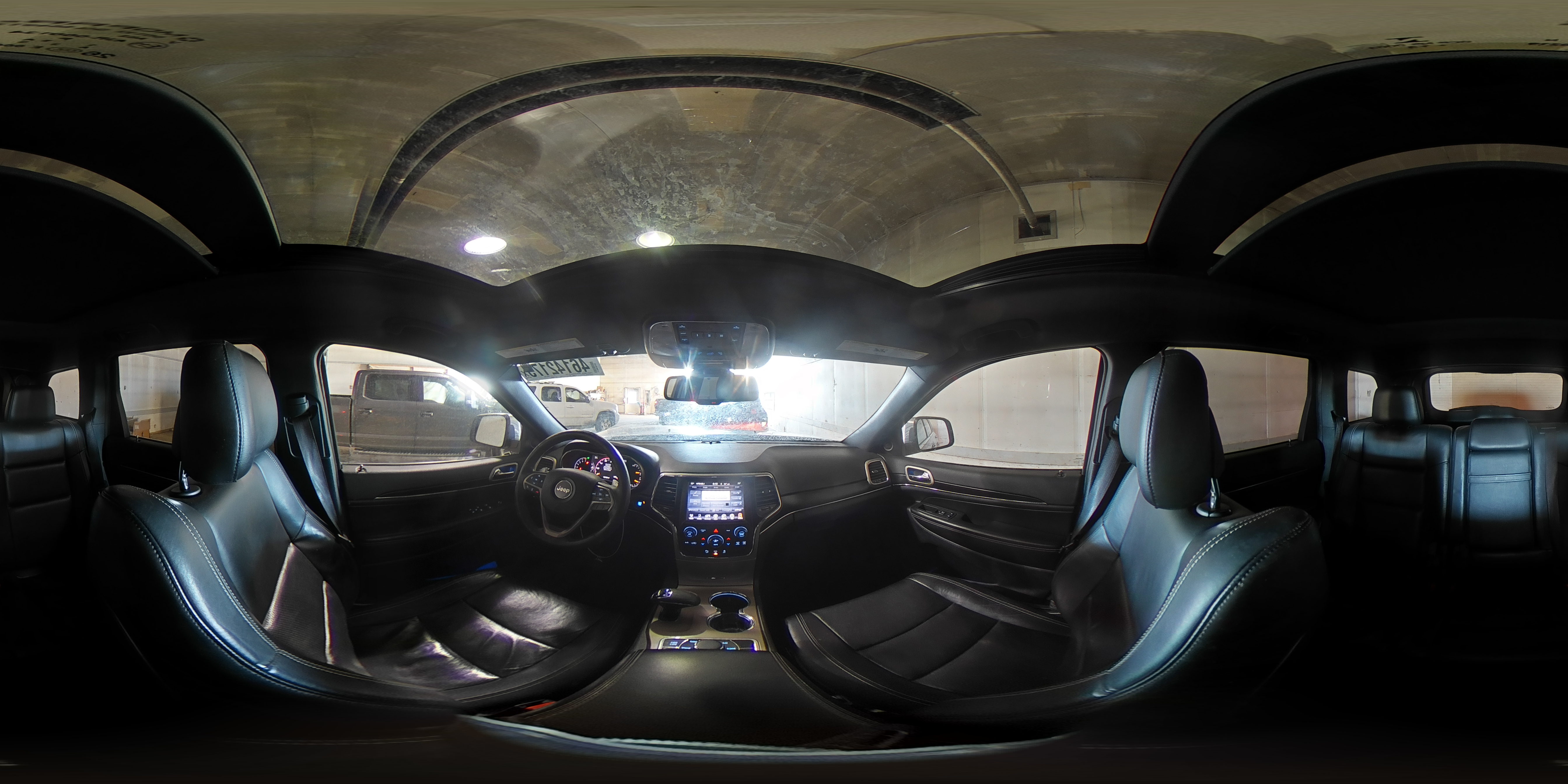 2014 Jeep Grand Cherokee - Image 12