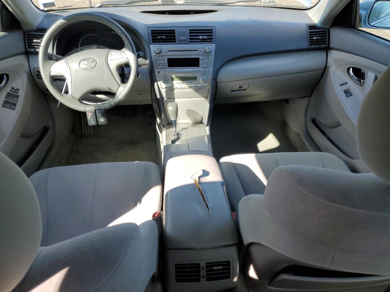2011 Toyota Camry - Image 8