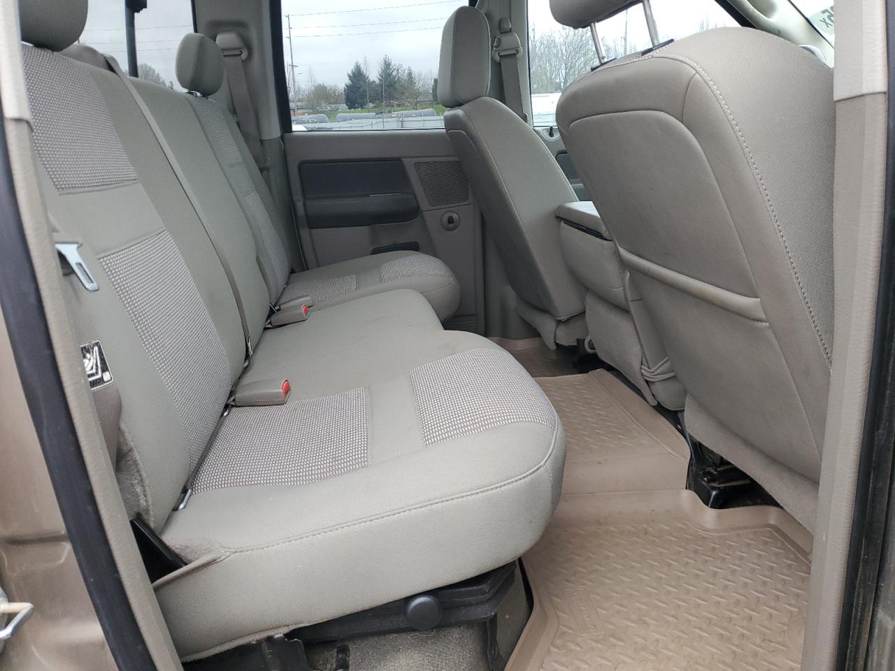 2007 Dodge RAM - Image 10