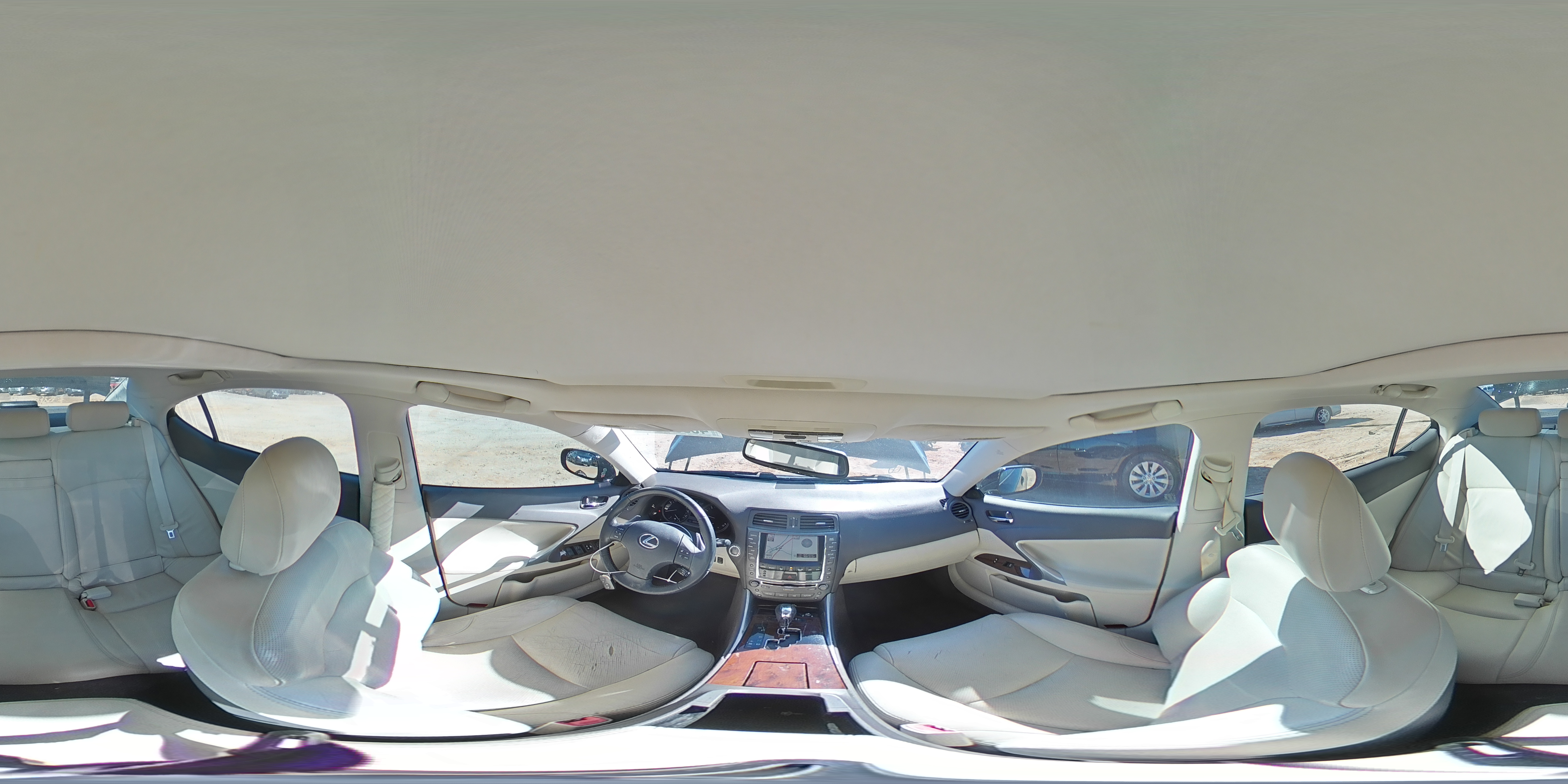 2010 Lexus IS - Image 13