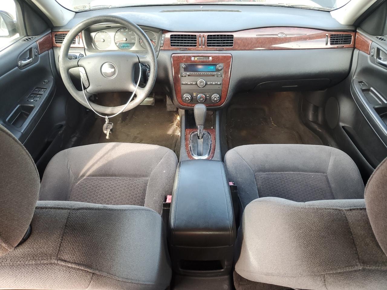 2008 Chevrolet Impala - Image 8