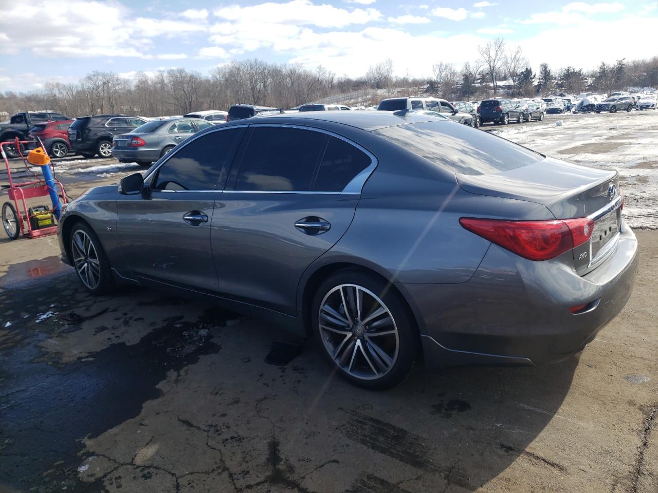 2015 Infiniti Q50 - Image 2