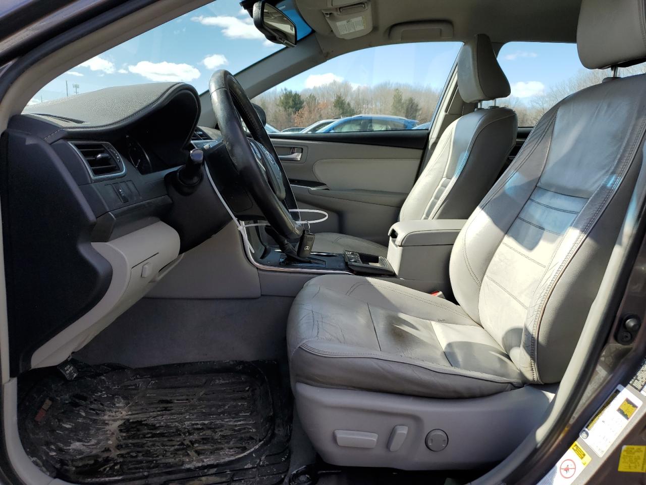 2015 Toyota Camry - Image 7