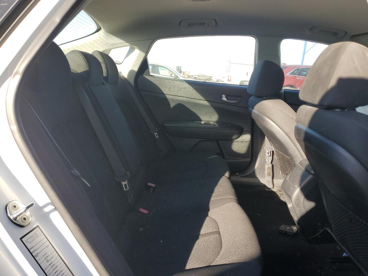 2019 Kia Optima - Image 10