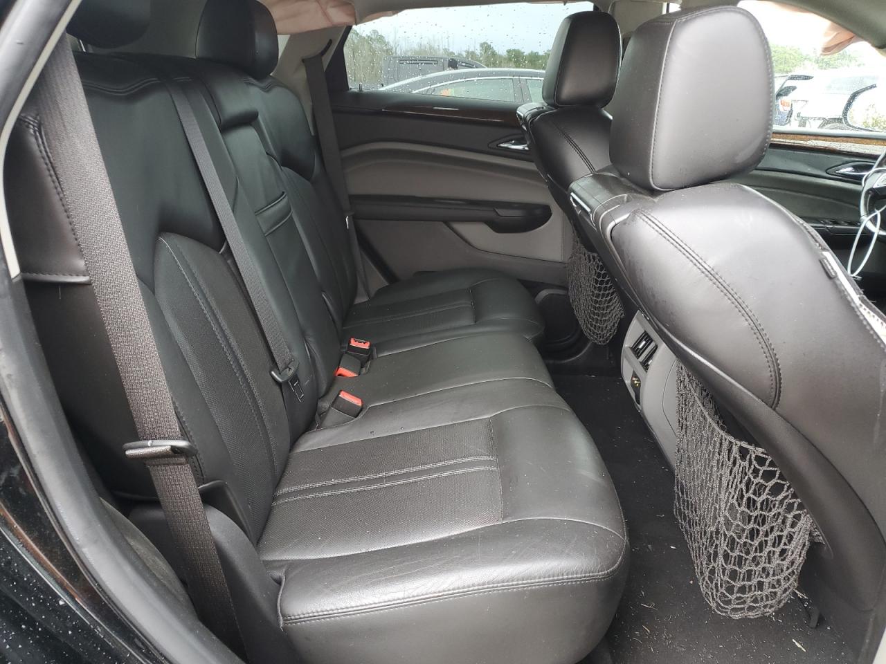2010 Cadillac SRX - Image 11