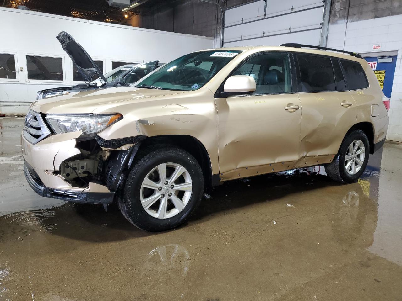 2011 Toyota Highlander - Image 1