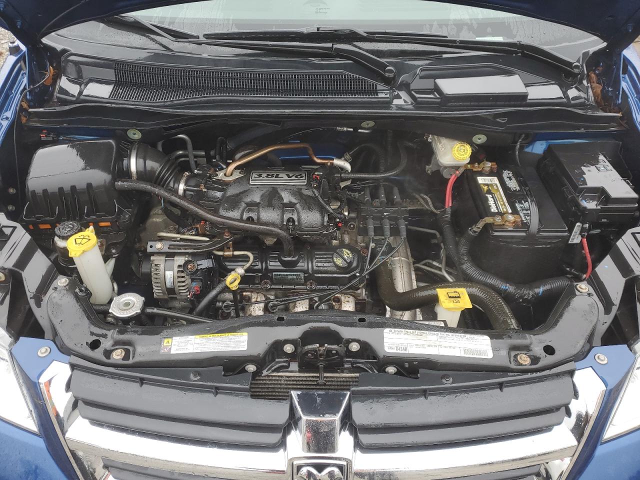2010 Dodge Caravan - Image 12