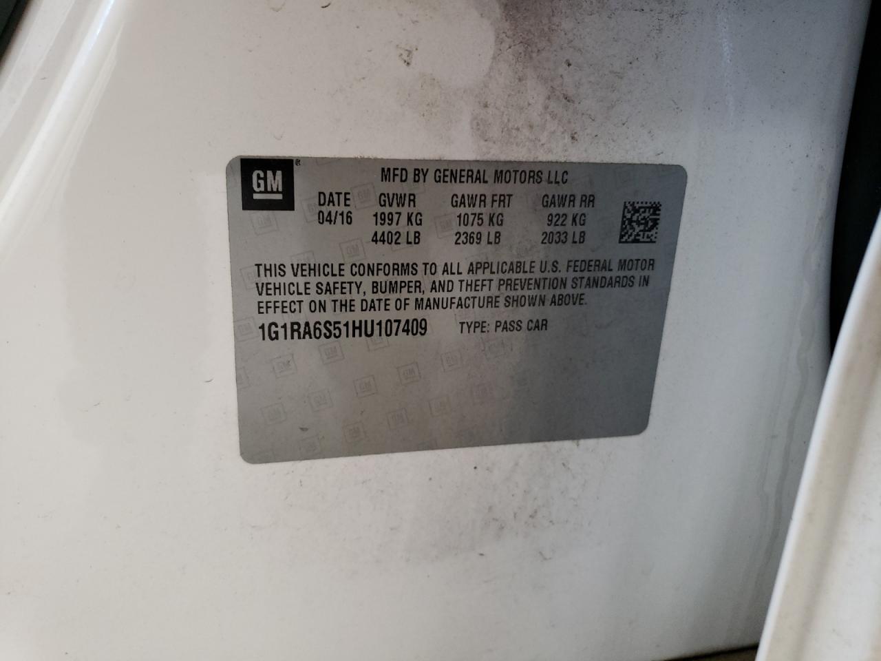 2017 Chevrolet Volt - Image 13