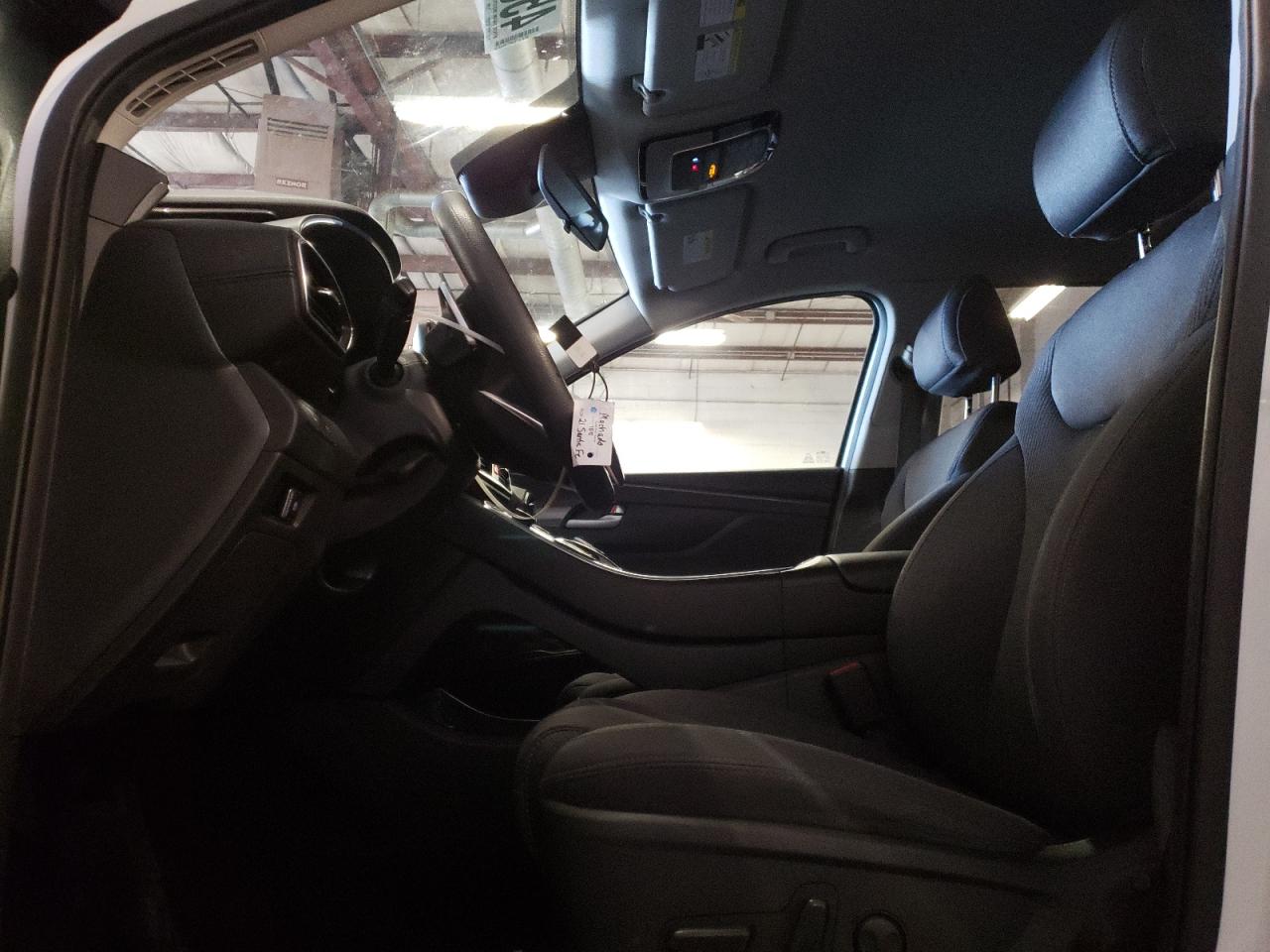 2021 Hyundai Santa Fe - Image 7