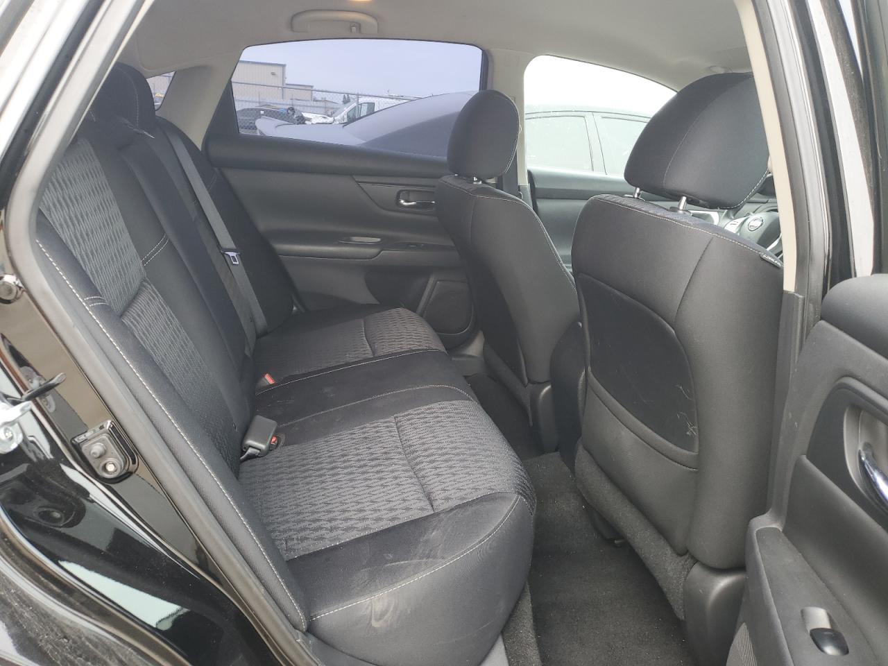 2016 Nissan Altima - Image 10