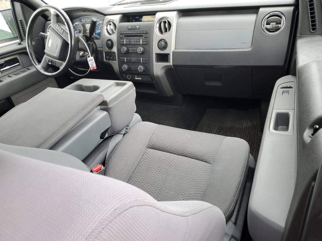 2011 Ford F-150 - Image 8