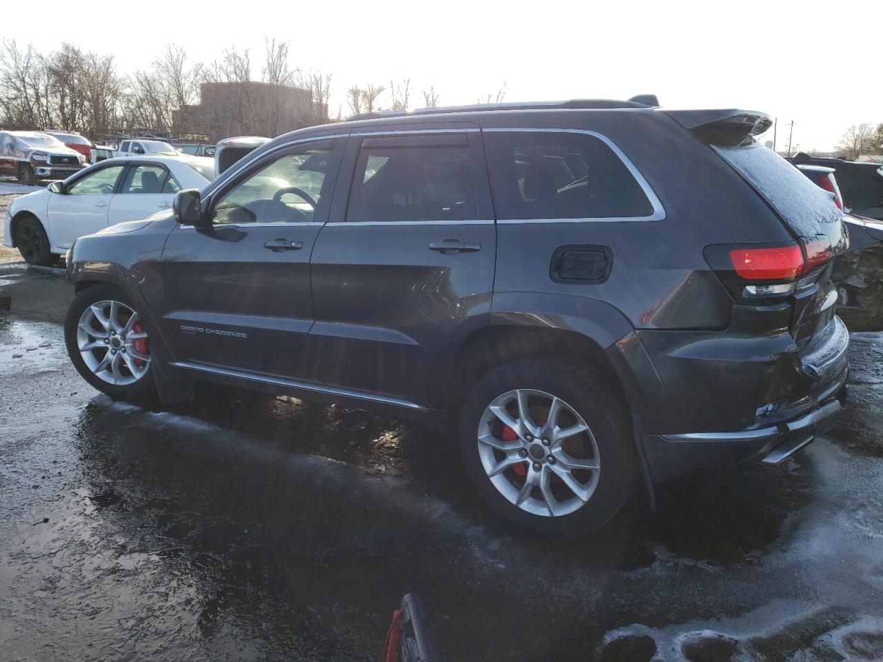 2015 Jeep Grand Cherokee - Image 2