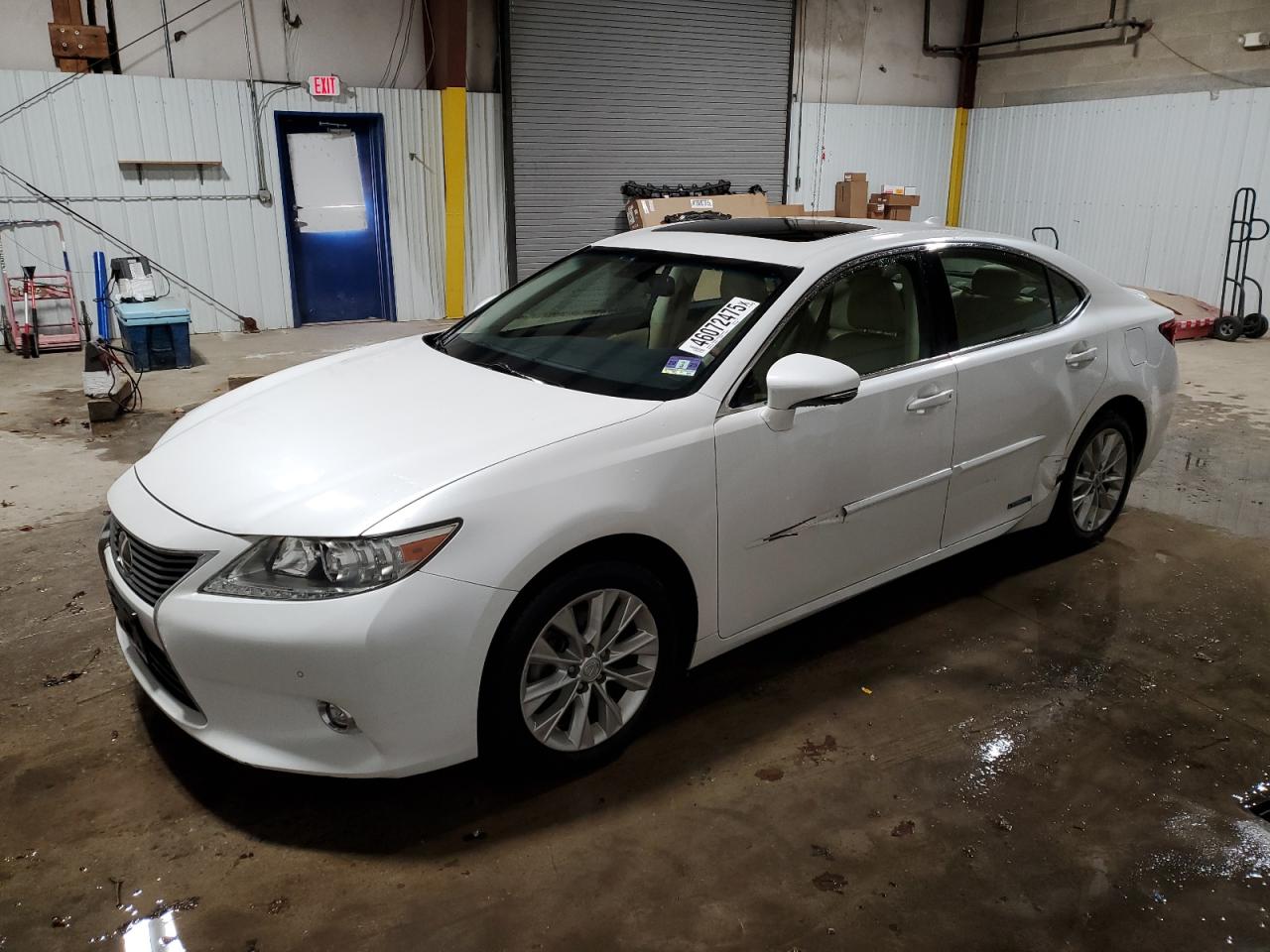 2015 Lexus ES - Image 1