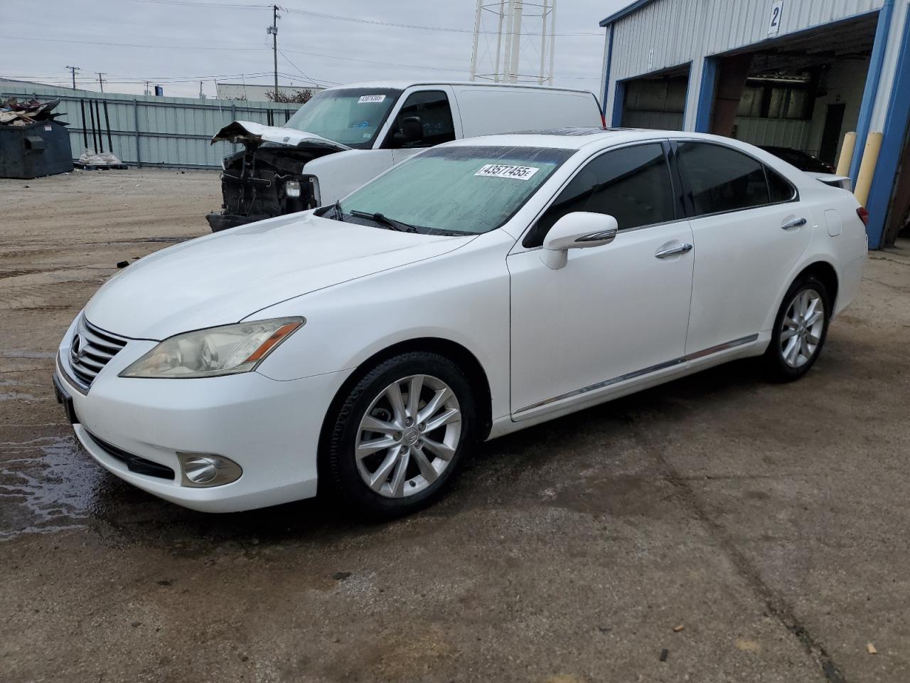 2010 Lexus ES - Image 1