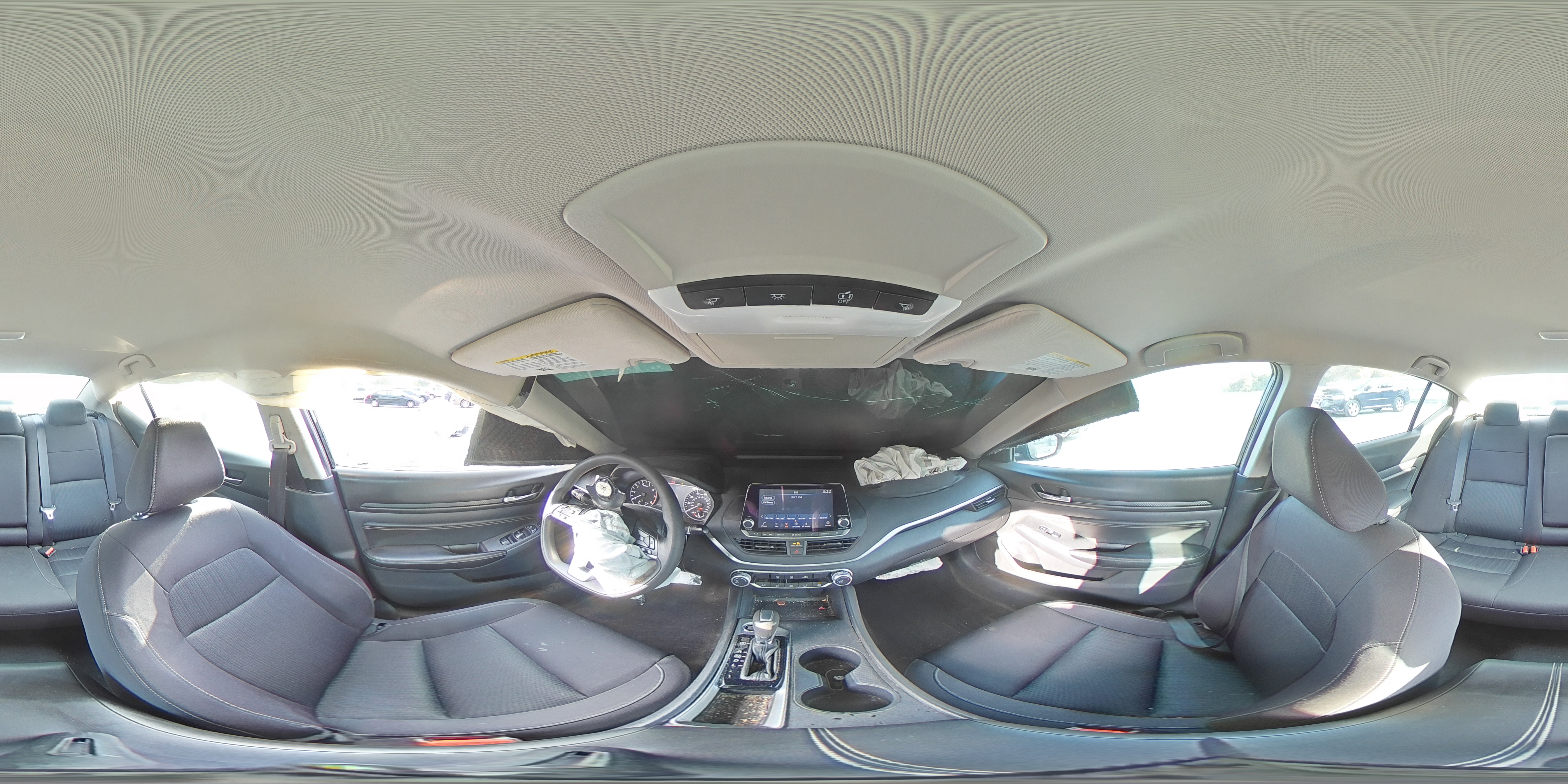 2020 Nissan Altima - Image 13
